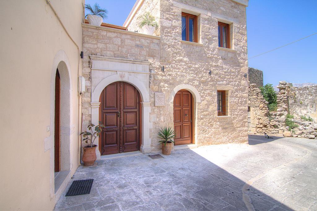 Askoutsi Manor, A Natural Tranquil Retreat, By Thinkvilla Agios Ioannis  Bagian luar foto