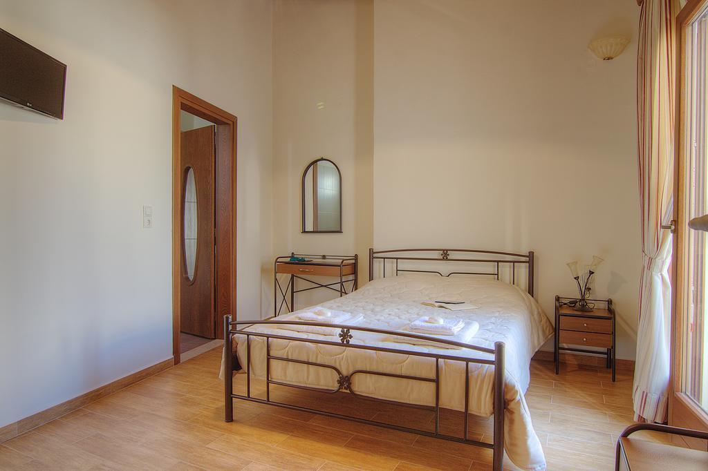 Askoutsi Manor, A Natural Tranquil Retreat, By Thinkvilla Agios Ioannis  Bagian luar foto