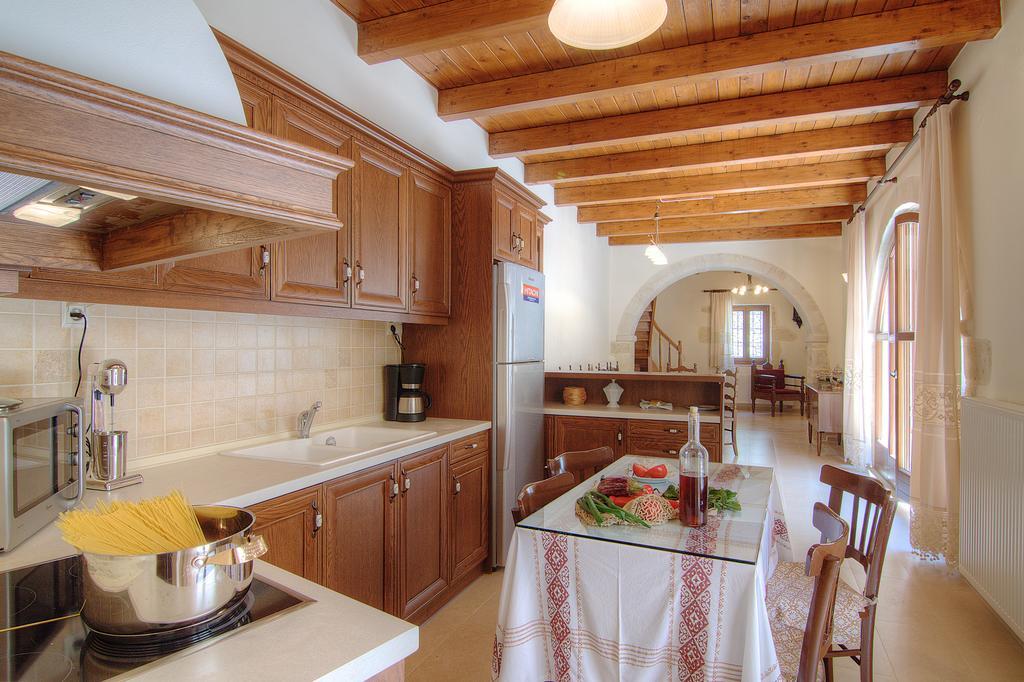 Askoutsi Manor, A Natural Tranquil Retreat, By Thinkvilla Agios Ioannis  Bagian luar foto